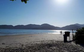 Verao No Melhor Condominio E Praia De